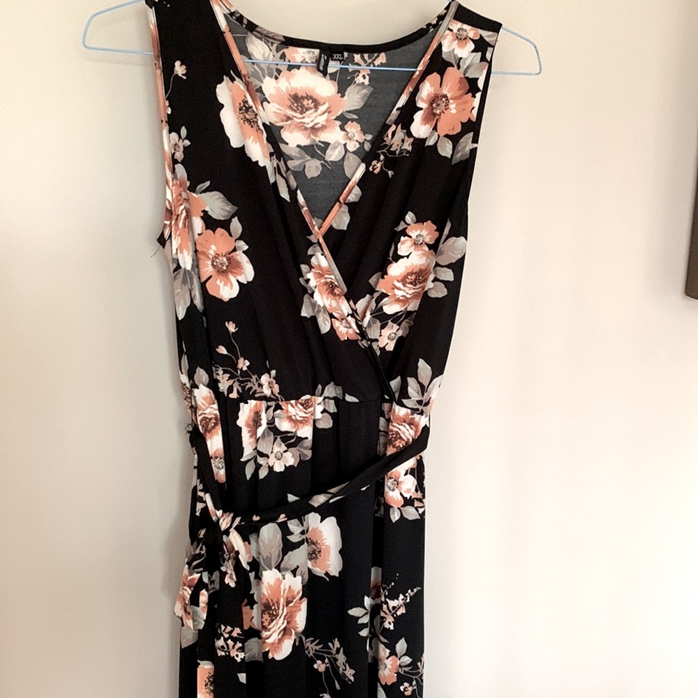 Zattcas Women’s Size XXL Flowered Maxi Dress